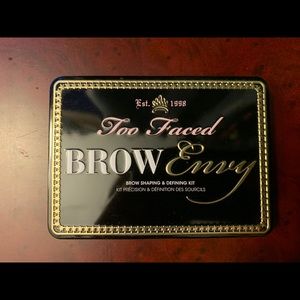 Too Faced Brow Envy Kit